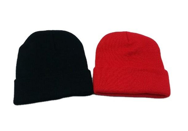 Acrylic knitted hat make in dongguan of china factory